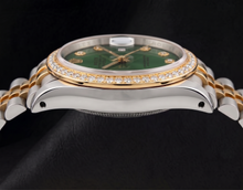 Afbeelding in Gallery-weergave laden, Rolex Datejust 16013 36 mm Tweekleurig Horloge met Groene Diamanten Wijzerplaat en Diamanten Lunette