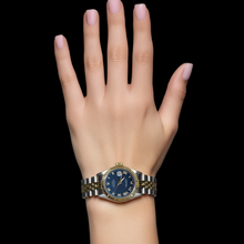 Afbeelding in Gallery-weergave laden, Datejust dameshorloge met tweekleurige gecanneleerde bezel en blauwe Romeinse wijzerplaat Rolex P2