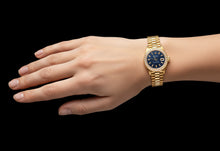 Afbeelding in Gallery-weergave laden, Datumjust Rolex presidentiële stijl horloge met blauwe wijzerplaat en diamanten rand P2