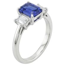 Afbeelding in Gallery-weergave laden, Diamant 3 Stenen Ring Smaragd Ceylon Saffier & Diamant 3,50 Karaat