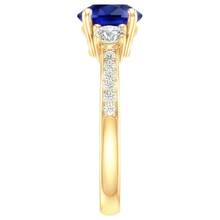 Afbeelding in Gallery-weergave laden, Diamanten Edelsteenring Blauwe Saffier 2 Karaat 3 Steenstijl Geel Goud