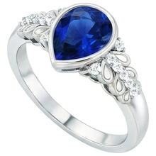 Afbeelding in Gallery-weergave laden, Nieuwe uit de aarde gewonnen diamanten ring met kastzetting, peervormige blauwe saffier en accenten, 4.25 karaat