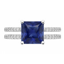 Afbeelding in Gallery-weergave laden, Natuurlijke uit de aarde gewonnen diamanten ring met prinsesslijpsel saffier en accenten, gespleten schacht, 6 karaat