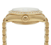 Afbeelding in Gallery-weergave laden, Diamanten lunette Rolex Datumjust presidentieel stijl horloge Witte stok wijzerplaat