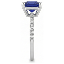 Afbeelding in Gallery-weergave laden, Natuurlijke uit de aarde gewonnen diamanten solitaire ring met prinses geslepen blauwe saffier en accenten, 5.50 karaat