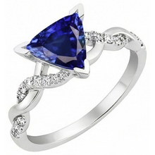 Afbeelding in Gallery-weergave laden, echte trillion saffier 1.50karaat ring close-up detail