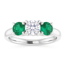 Afbeelding in Gallery-weergave laden, Drie stenen Natuurlijke echte diamanten ( niet in een laboratorium gekweekt ) smaragd ring 2,40 karaat witgoud 14K
