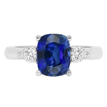 Afbeelding in Gallery-weergave laden, Driestenen Ring met Blauwe Saffier en Peer Geslepen Natuurlijke uit de aarde gewonnen Diamanten 4.50 Karaat Goud 14K