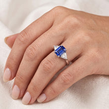 Afbeelding in Gallery-weergave laden, Drie stenen blauwe saffier smaragd en biljoen Natuurlijke echte diamant ( niet in het laboratorium gekweekt )en ring 2,50 karaat