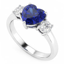 Afbeelding in Gallery-weergave laden, Drie stenen hart blauwe saffier ring & ronde Natuurlijke echte diamant ( niet in het laboratorium gekweekt )en 2,50 karaat