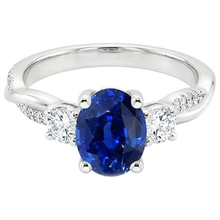 Afbeelding in Gallery-weergave laden, echte round diamant 4karaat ring bovenaanzicht