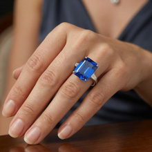 Afbeelding in Gallery-weergave laden, Eagle Claws IGI GECERTIFICEERDE Diamanten Ring Prong Gezet Radiant Blauwe Saffier 7 Ct Goud 14K