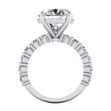 Afbeelding in Gallery-weergave laden, Echt Enorme Ovale Diamanten Solitaire Ring Met Accenten 14K Goud