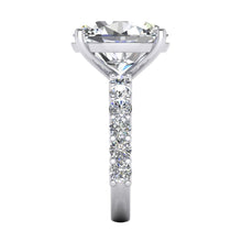 Afbeelding in Gallery-weergave laden, Echt Enorme Ovale Diamanten Solitaire Ring Met Accenten 14K Goud