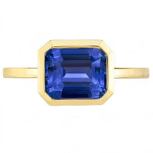 Afbeelding in Gallery-weergave laden, Echte 2 karaat Emerald Solitaire Ceylon Sapphire Bezel Set Ring Geel Goud