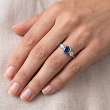 Afbeelding in Gallery-weergave laden, Echte Gouden Edelsteen Ring Bezel Set Diamanten & Saffier 3 Steen 1,50 Karaat