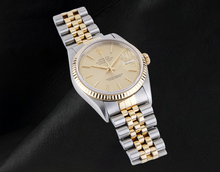 Afbeelding in Gallery-weergave laden, Echte Rolex herenhorloge ivoorkleurige wijzerplaat datumjust tweekleurig goud en roestvrij staal ...