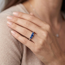 Afbeelding in Gallery-weergave laden, Echte Saffier Ring 0.70 Karaat