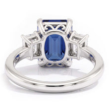Afbeelding in Gallery-weergave laden, Edelsteen Smaragd Blauwe Saffier Ring 3 Stenen Stijl & Diamanten 4 Karaat