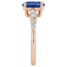 Afbeelding in Gallery-weergave laden, Edelsteen Solitaire Met Diamanten Accenten Ring Blauwe Saffier 4 Karaat