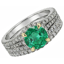 Afbeelding in Gallery-weergave laden, Rond Briljant Smaragd ring in Bicolor 14K Goud – hoekaanzicht