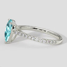Afbeelding in Gallery-weergave laden, Elegante Paraiba-ring met peervormig slijpsel en pavé
