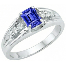 Afbeelding in Gallery-weergave laden, Emerald Cut Ceylon Sapphire Met Ronde Diamanten 1.30 Ct Ring