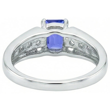 Afbeelding in Gallery-weergave laden, Emerald Cut Ceylon Sapphire Met Ronde Diamanten 1.30 Ct Ring