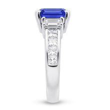 Afbeelding in Gallery-weergave laden, Emerald Diamond & Sapphire Ring 3 stenen stijl 4.50 karaats kanaalset