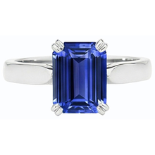 Afbeelding in Gallery-weergave laden, Emerald Solitaire Ring met blauwe saffier 3 karaats tandenset