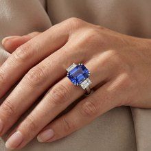 Afbeelding in Gallery-weergave laden, Smaragd Natuurlijke uit de aarde gewonnen Diamanten Sieraden Drie Steen Ring Radiant Saffier 5.50 Karaat