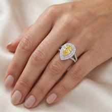 Afbeelding in Gallery-weergave laden, Fancy Gele Diamant Halo Ring – VVS Zuiverheid 1,50 karaat 14
