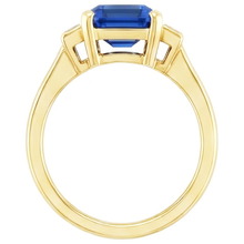 Afbeelding in Gallery-weergave laden, Geelgouden Smaragd Edelsteen Ring Baguette Natuurlijke uit de aarde gewonnen Diamanten 5 Karaat 3 Steen