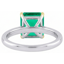 Afbeelding in Gallery-weergave laden, Smaragd Gekleurde Steen Ring 5 karaat Tweekleurig 14K Goud – achteraanzicht