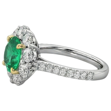 Afbeelding in Gallery-weergave laden, Luxe Smaragd Edelsteen Ring 2 karaat – zijaanzicht