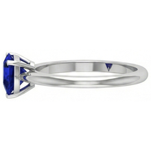 Afbeelding in Gallery-weergave laden, echte heart saffier 2karaat ring close-up detail