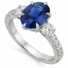 Afbeelding in Gallery-weergave laden, Gouden jubileum Solitaire blauwe saffier met accenten Ring 4,50 karaat