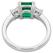 Afbeelding in Gallery-weergave laden, Colombiaanse Smaragd Sieraadsteen Ring 2-karaat Bicolor 14K Goud – achteraanzicht