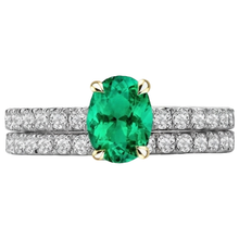 Afbeelding in Gallery-weergave laden, Colombiaanse Smaragd Ovaal Sieraadsteen Ring in Bicolor 14K Goud – vooraanzicht