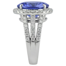 Afbeelding in Gallery-weergave laden, Grote ovale tanzaniet met kleine ronde Natuurlijke echte diamanten ( niet in een laboratorium gekweekt ) 6.70 ct ring goud 14k