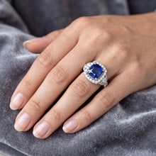 Afbeelding in Gallery-weergave laden, Halo Ring Halve Maan & Ronde Diamant Saffier Edelsteen Sieraden 4 Karaat