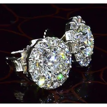 Afbeelding in Gallery-weergave laden, Halo-Stijl Ronde Echt Diamanten Oorknopjes 3,50 Karaat Witgoud 14K
