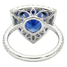 Afbeelding in Gallery-weergave laden, Halo Trillion Sapphire Ring 5 Karaat Pave Set Diamanten Accenten Goud 14K