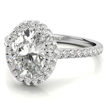Afbeelding in Gallery-weergave laden, Antiek Cushion Briljant ring in 14K Witgoud – zijaanzicht