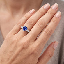 Afbeelding in Gallery-weergave laden, Hart Solitaire Ring met natuurlijke blauwe saffier en Natuurlijke echte diamant ( niet in het laboratorium gekweekt )en accenten 3,50 karaat