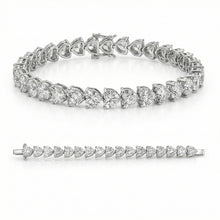 Afbeelding in Gallery-weergave laden, echte heart diamant 30karaat armband close-up detail