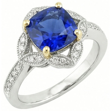 Afbeelding in Gallery-weergave laden, Kussen Sri Lanka Saffier Natuurlijk uit de aarde gewonnen Diamanten Ring 5.66 Ct. Tweekleurig Goud