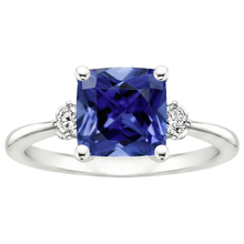 Afbeelding in Gallery-weergave laden, echte cushion saffier 2.75karaat ring close-up detail