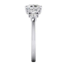 Afbeelding in Gallery-weergave laden, Kussen Oud Geslepen Echt Diamanten Ring 4,50 Karaat met Markiezin & Halve Manen