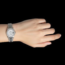 Afbeelding in Gallery-weergave laden, Stralend Sieraadsteen Rolex karaat – hoekaanzicht
